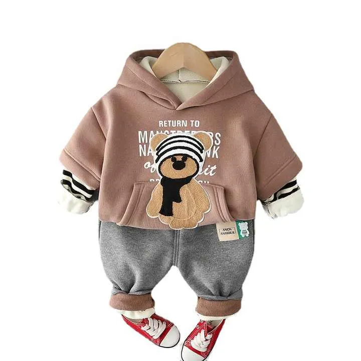 ملابس أطفال من عمر 1-5 سنوات شتوية بطية . 1-5 Years Old Baby Winter Clothes Lapel Hooded Thermal