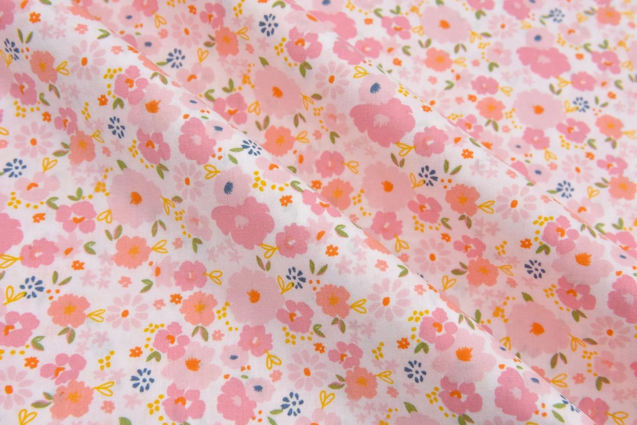 100% Cotton Loom Line Daisy Dreams Fabric- 088