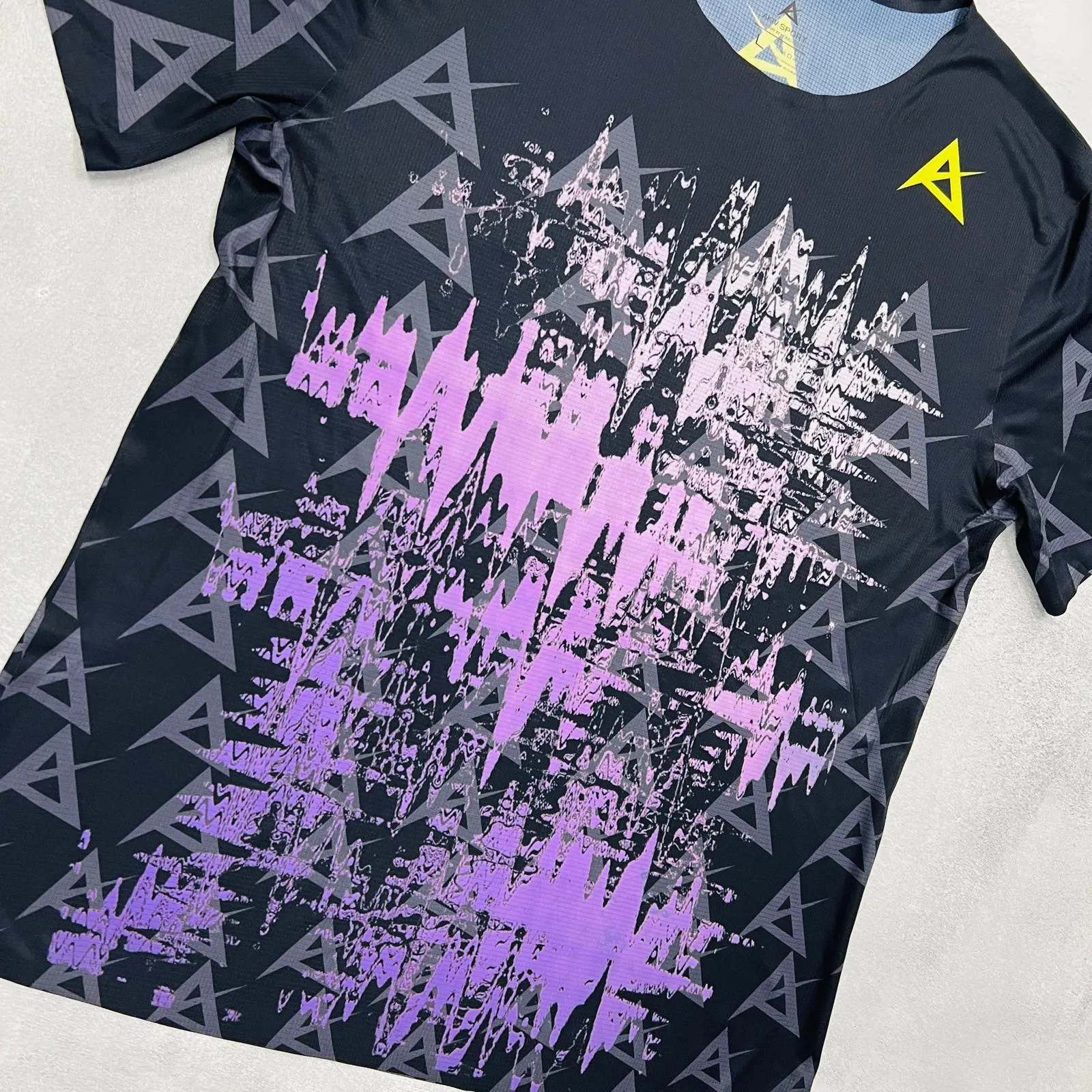 AKIV Ultralight Training T-Shirt Kids | Heart Beat
