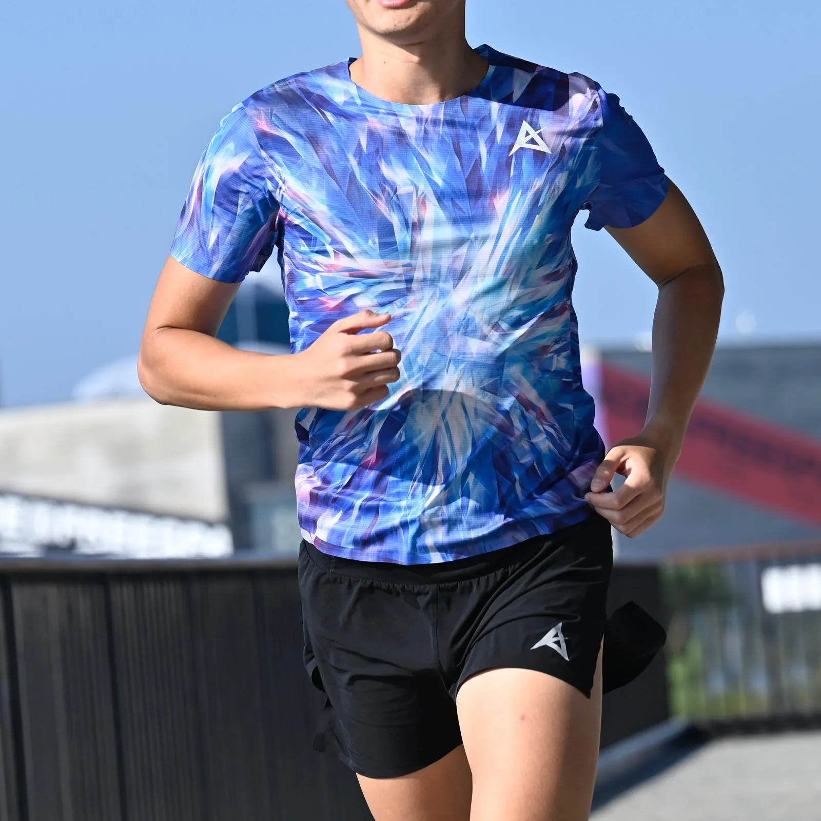 AKIV Ultralight Training T-Shirt Unisex | Blue Diamond