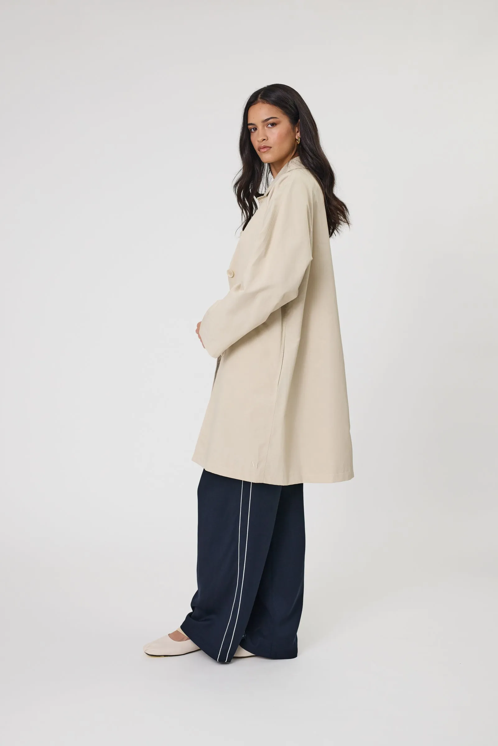 Arc Trench Coat - Ecru