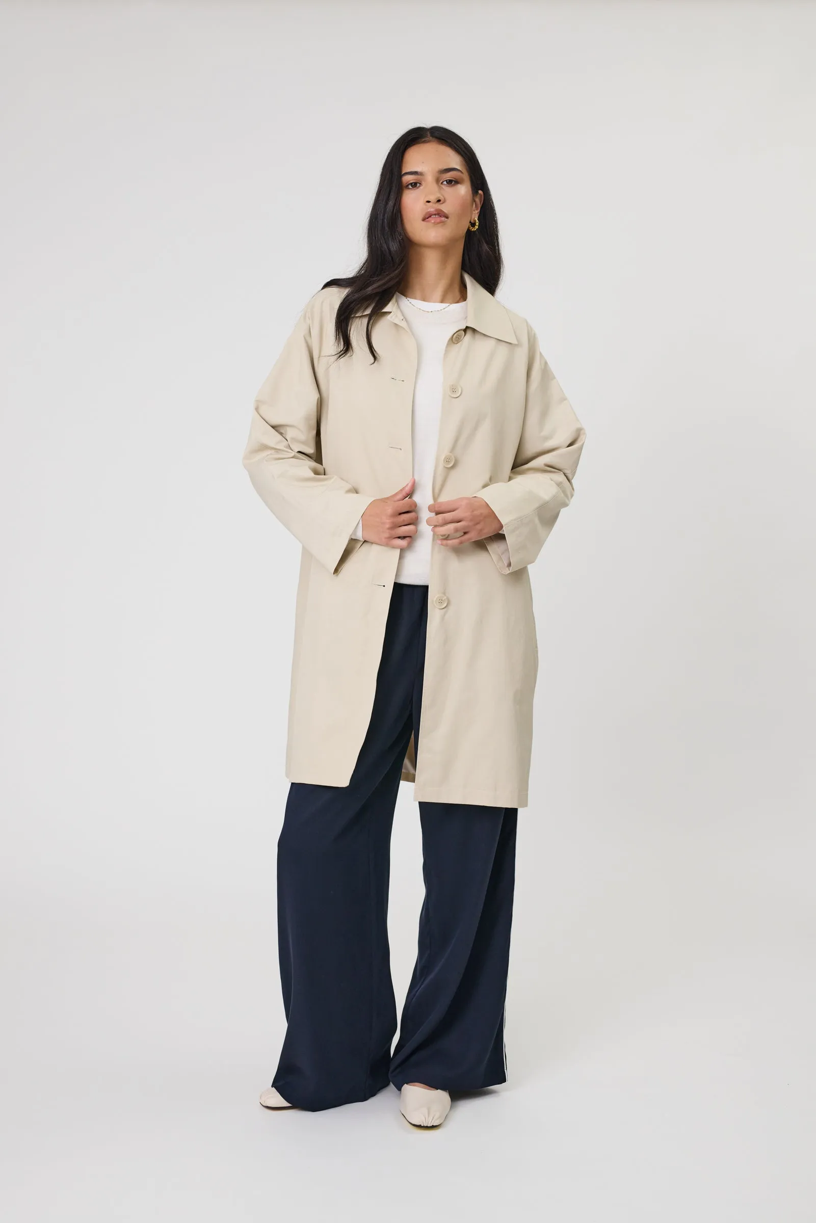 Arc Trench Coat - Ecru