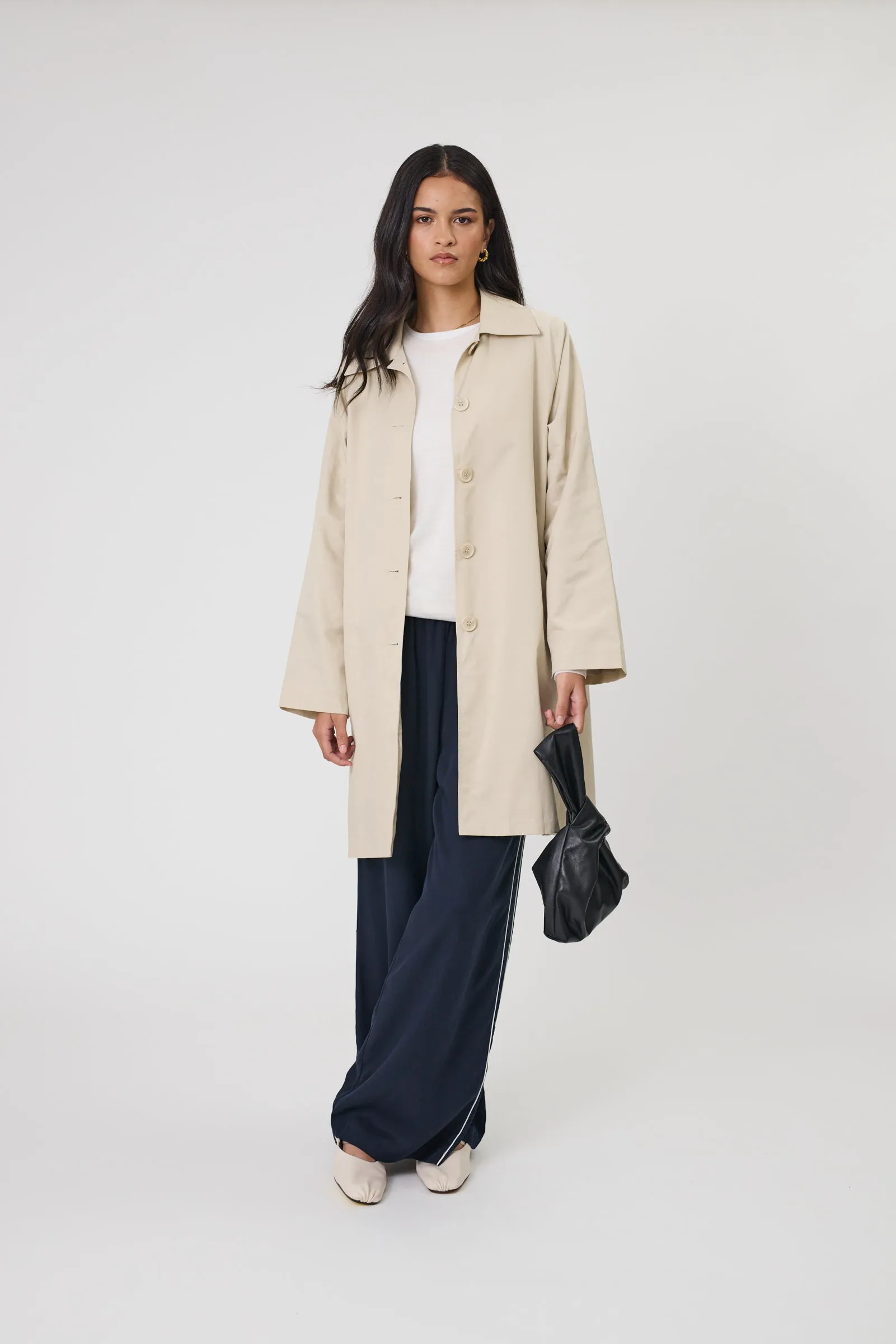 Arc Trench Coat - Ecru