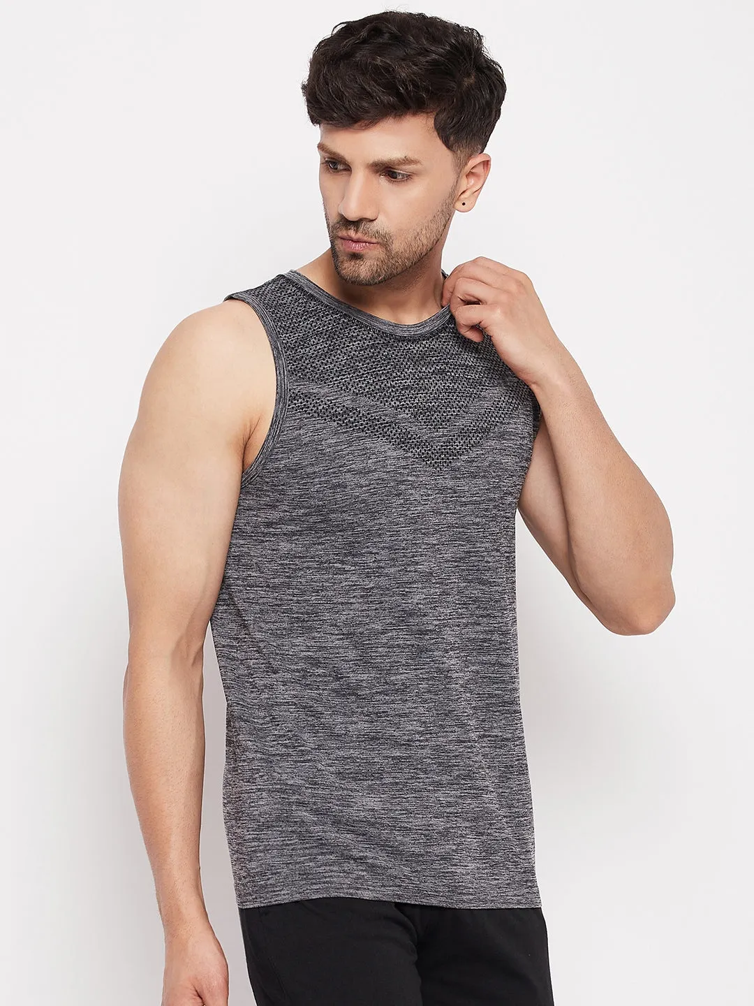 C9 Airwear Seamless Men's Sando/Vests with Round Neck - Navy