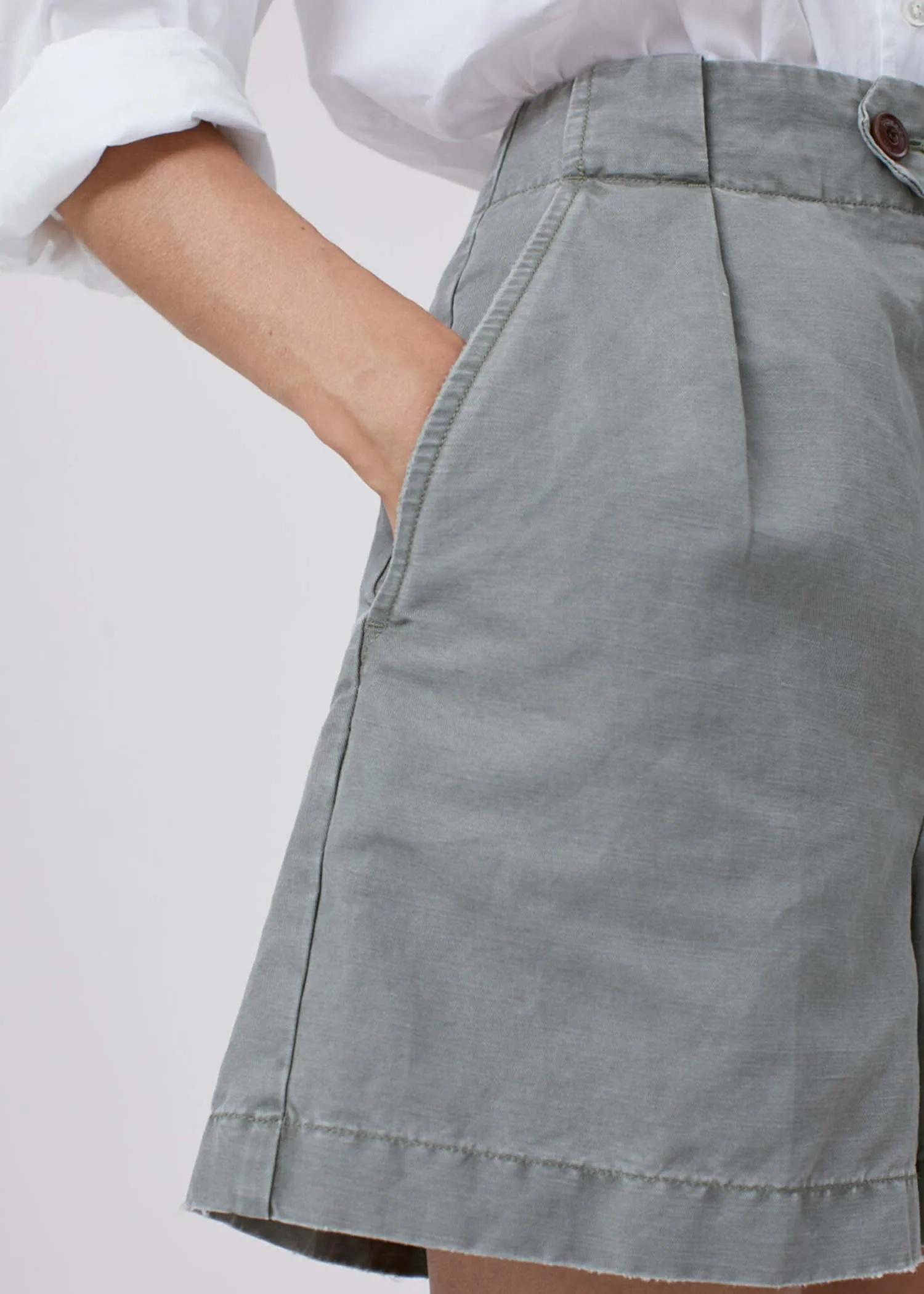 Closed Shape Shorts