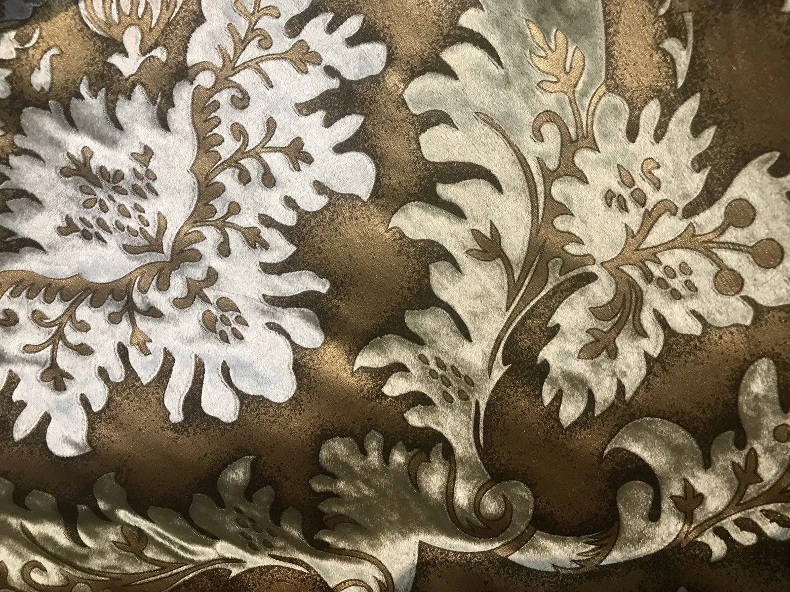 Fat Quarter- Queen Kathryn Designer Burnout Medallion Cut Velvet Fabric Metallic Gold & Beige Drapery