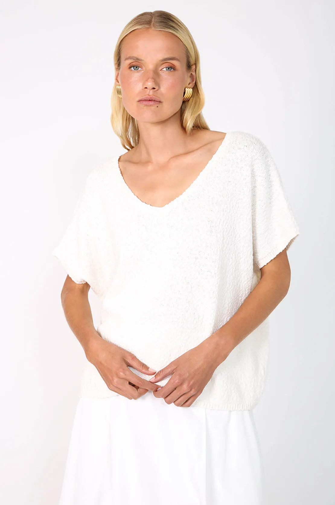 glow vest / starch white