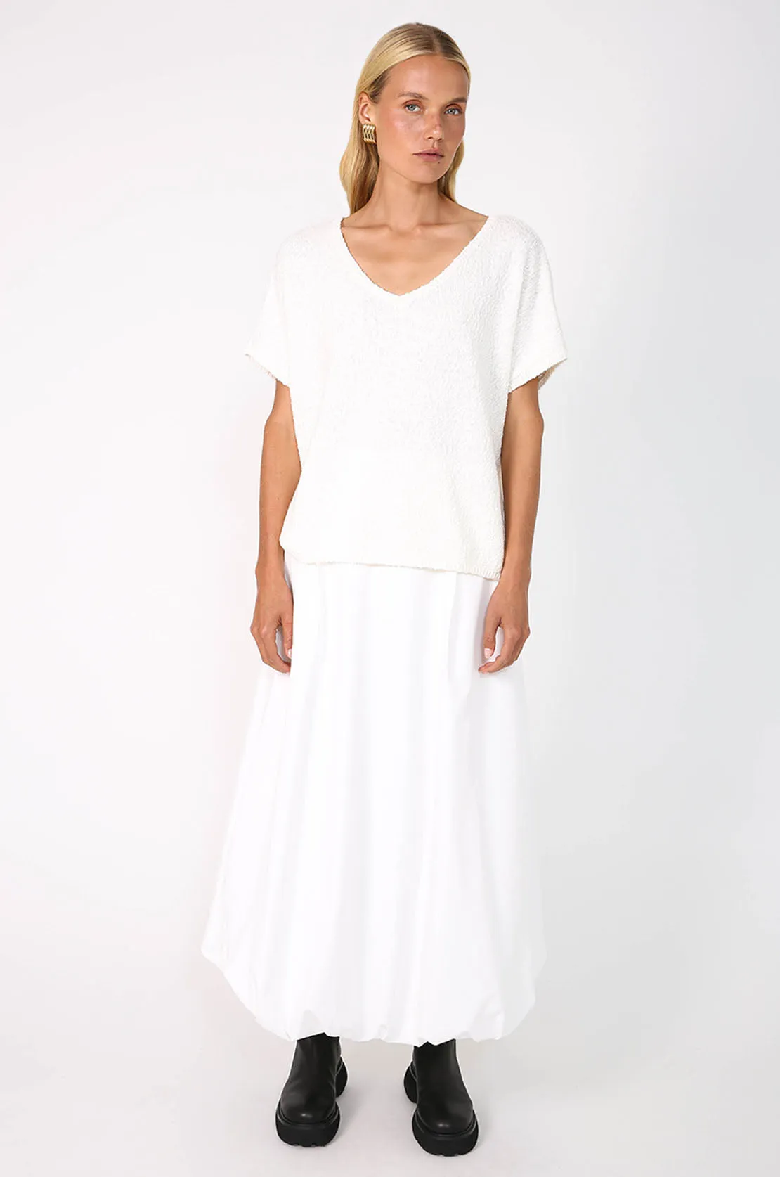 glow vest / starch white
