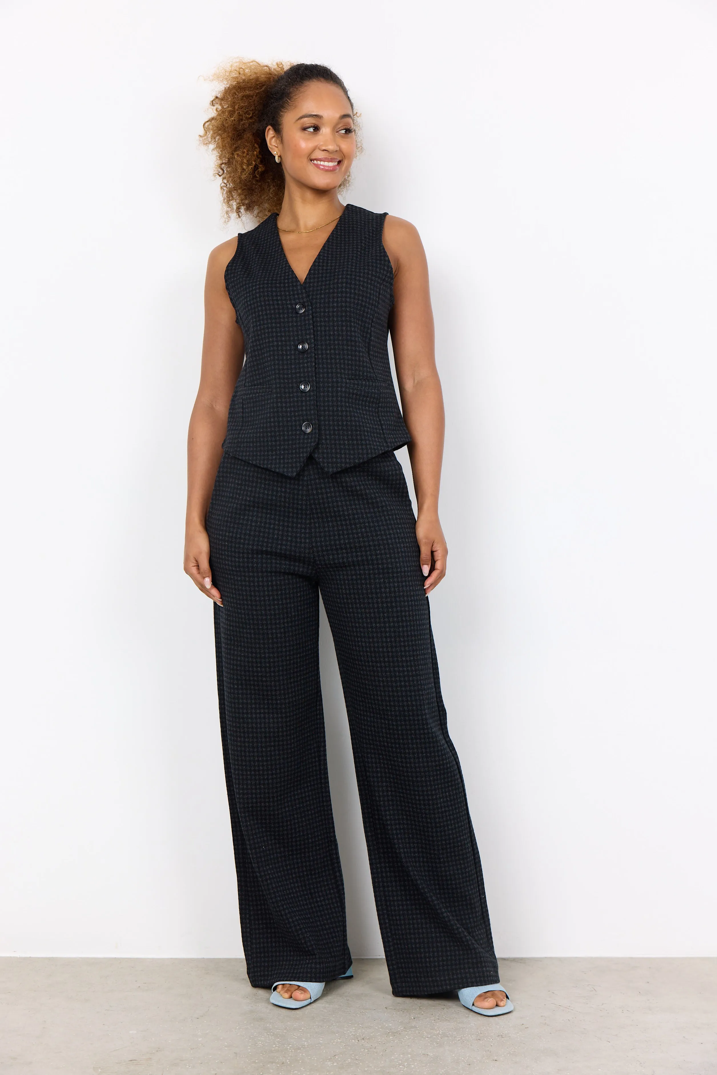 Isobel Knit Tailored Vest