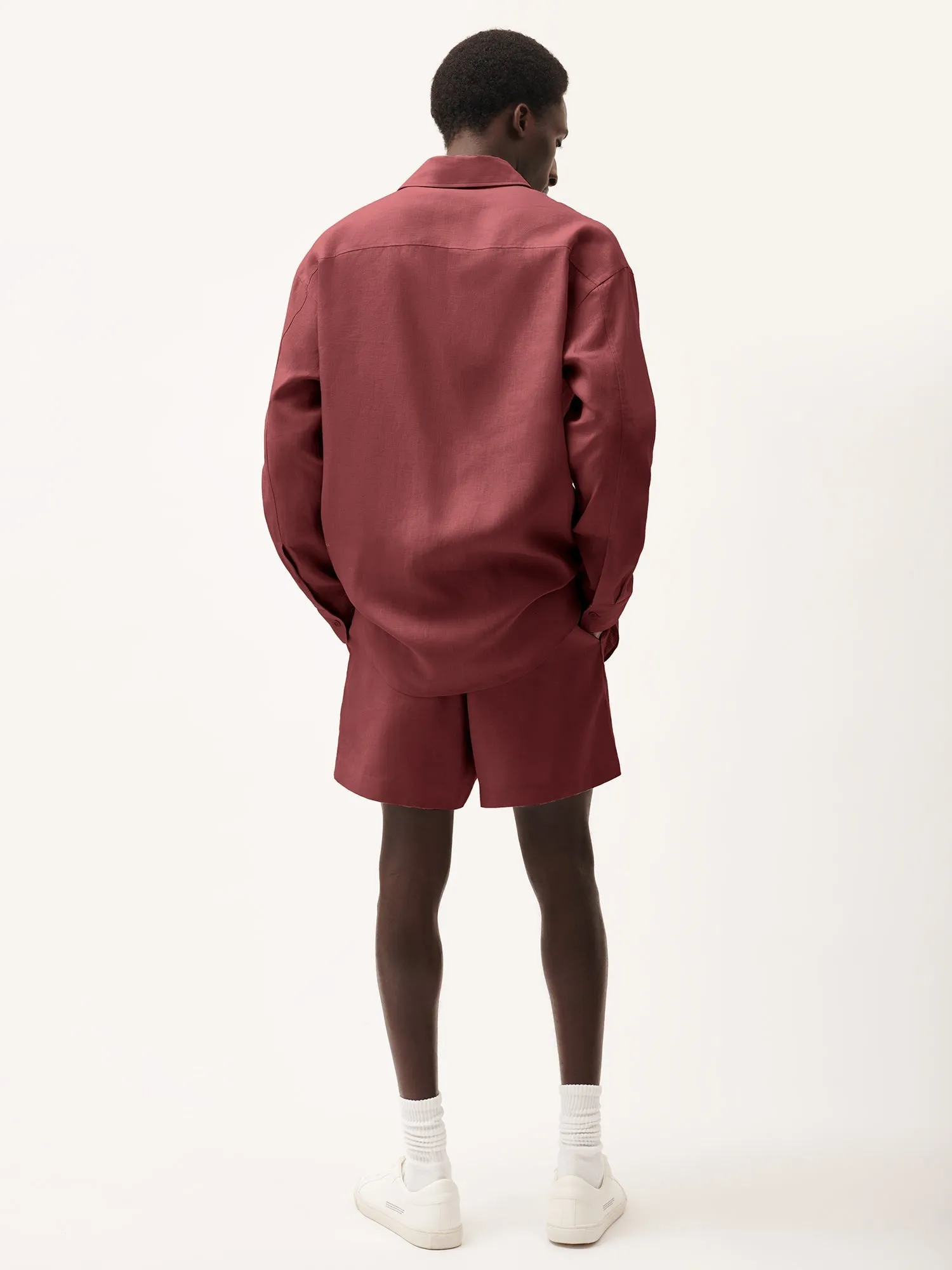 Mens DNA Linen Mid Length Shorts—garnet red