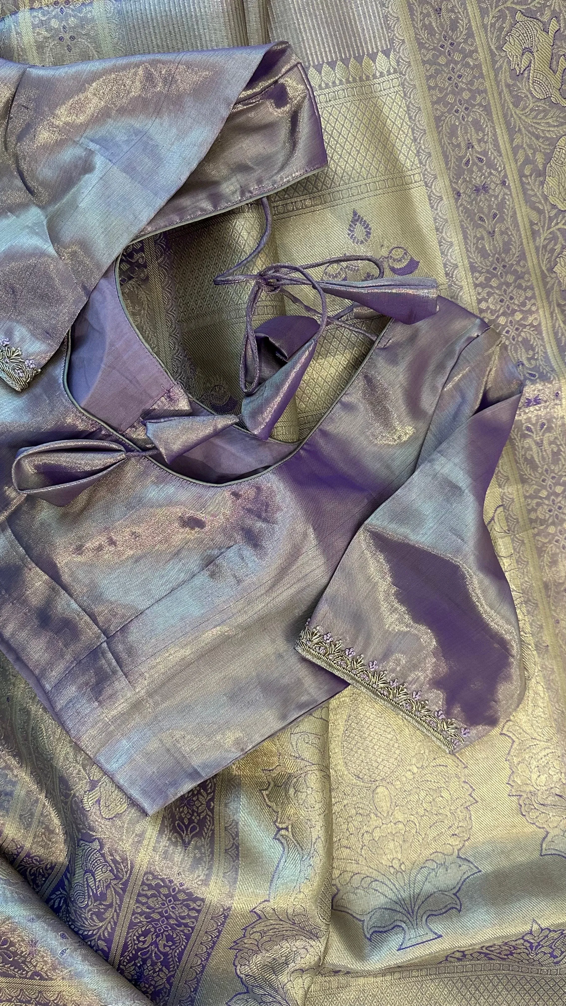 Pastel Lavender vaira oosi silver zari KANJIVARAM SAREE with Hand embroidered blouse