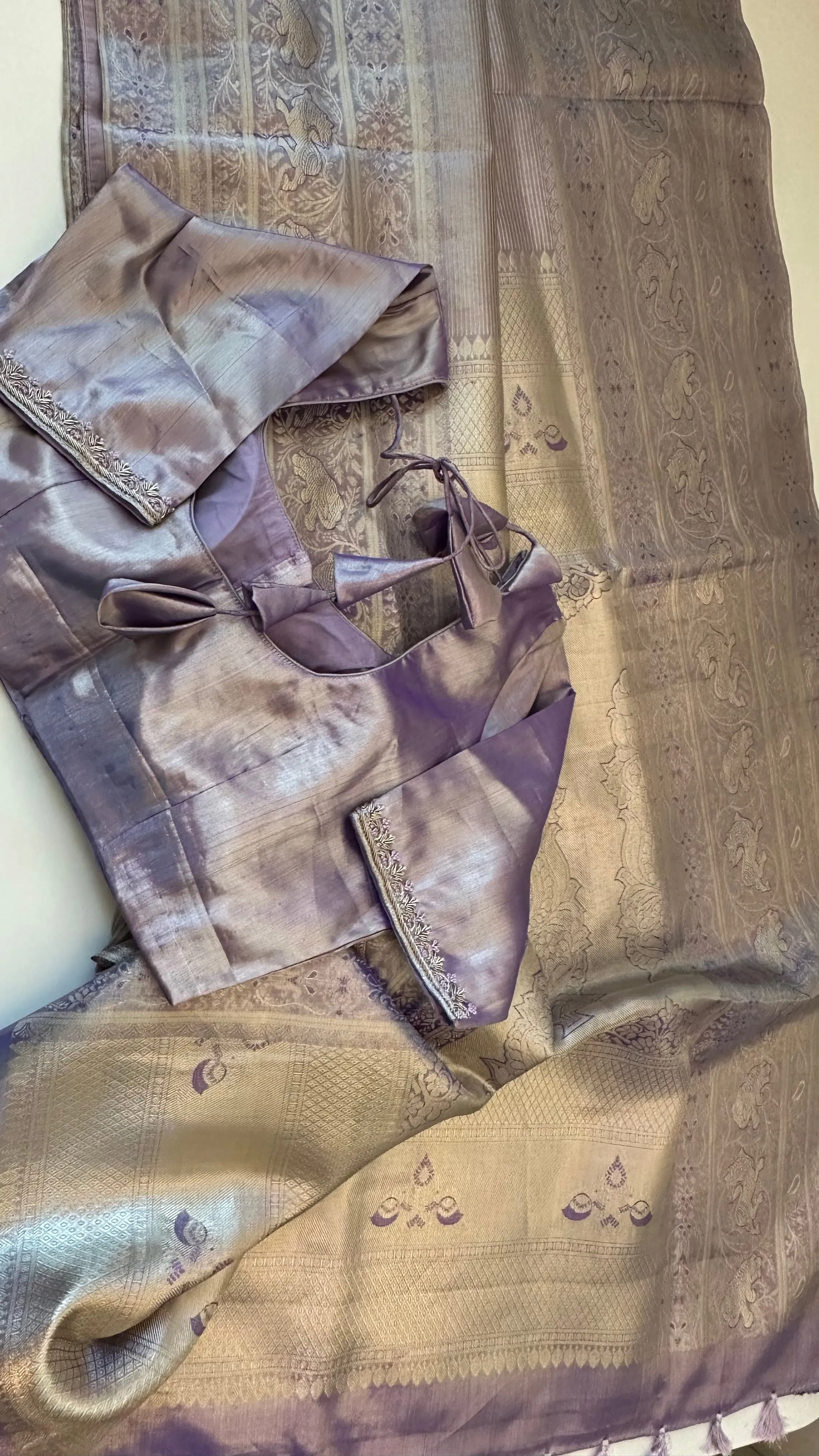 Pastel Lavender vaira oosi silver zari KANJIVARAM SAREE with Hand embroidered blouse