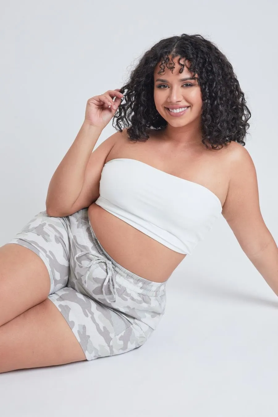 Plus Size Women's Linen Shorts With Shirred Patch Pockets